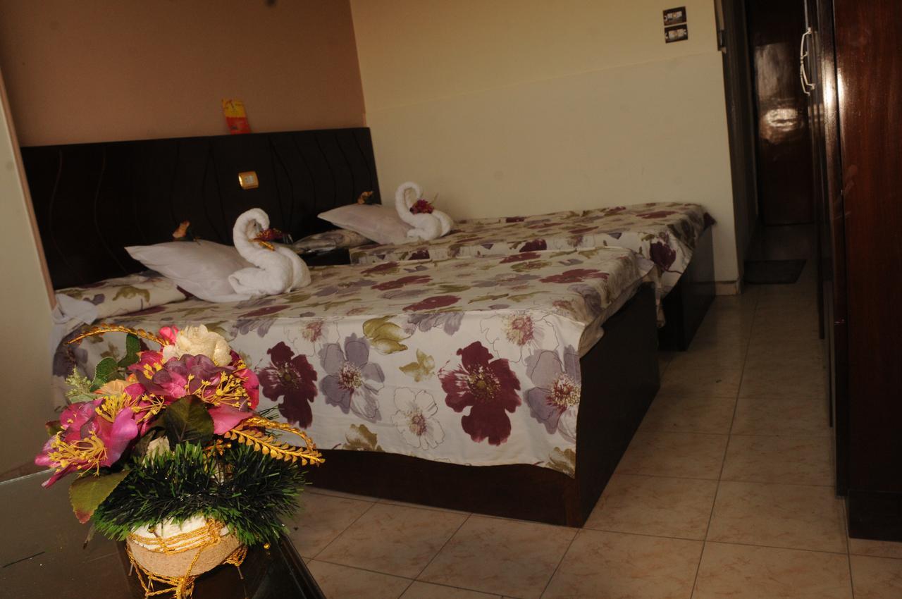 King Akhenaton Hotel ミニヤー エクステリア 写真